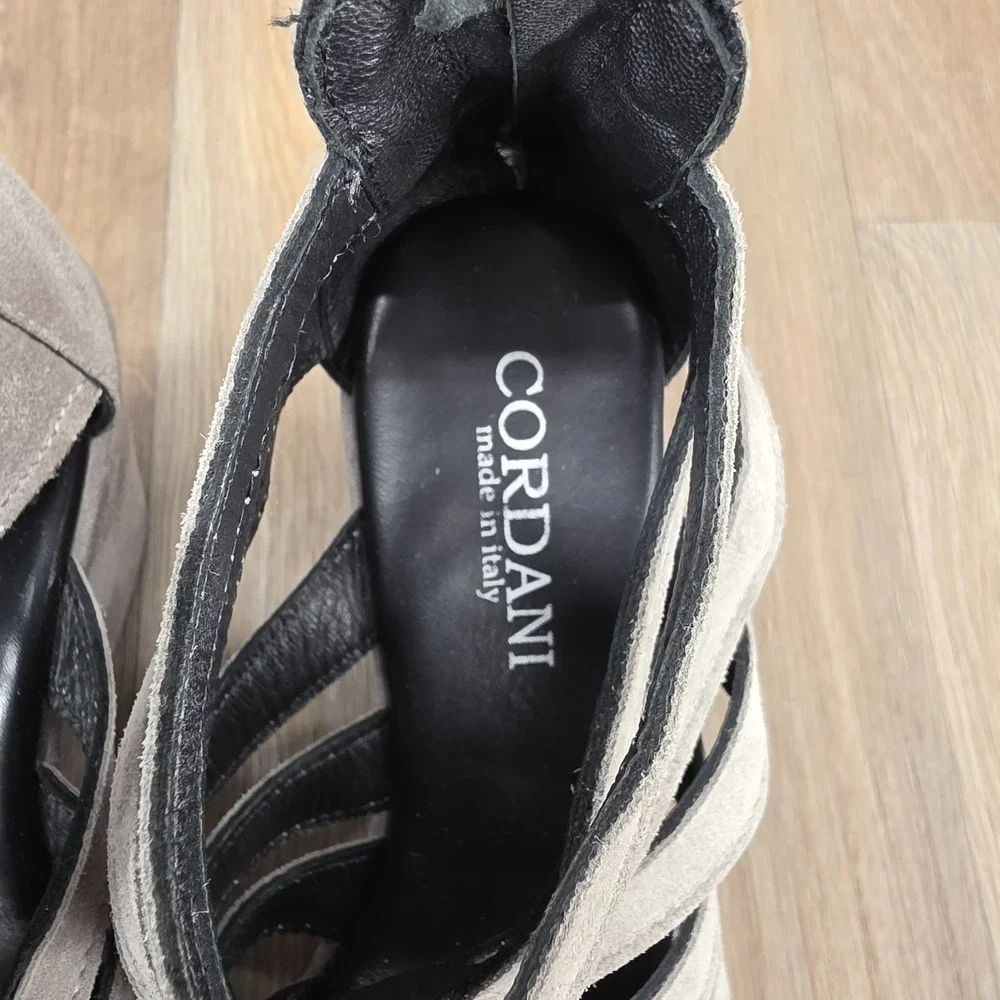 CORDANI Gray Suede Strappy Platform‎ Wedge Heels Sandals Shoes Italy Size 39